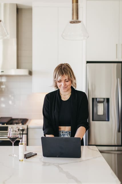 Nicole in kitchen with diffuser on counter