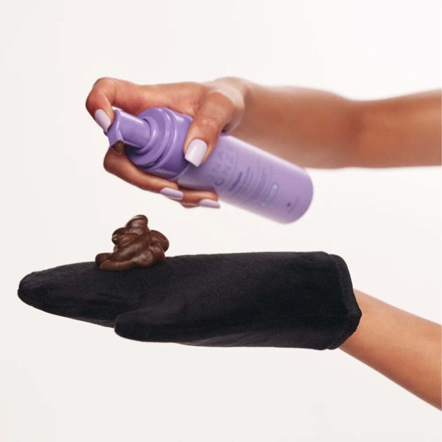 mousse on glove